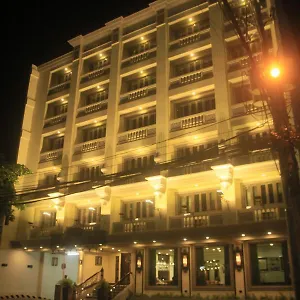 Hotel Herald Polaris, Makati City